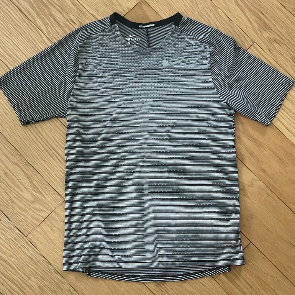 Mens Nike running shirt